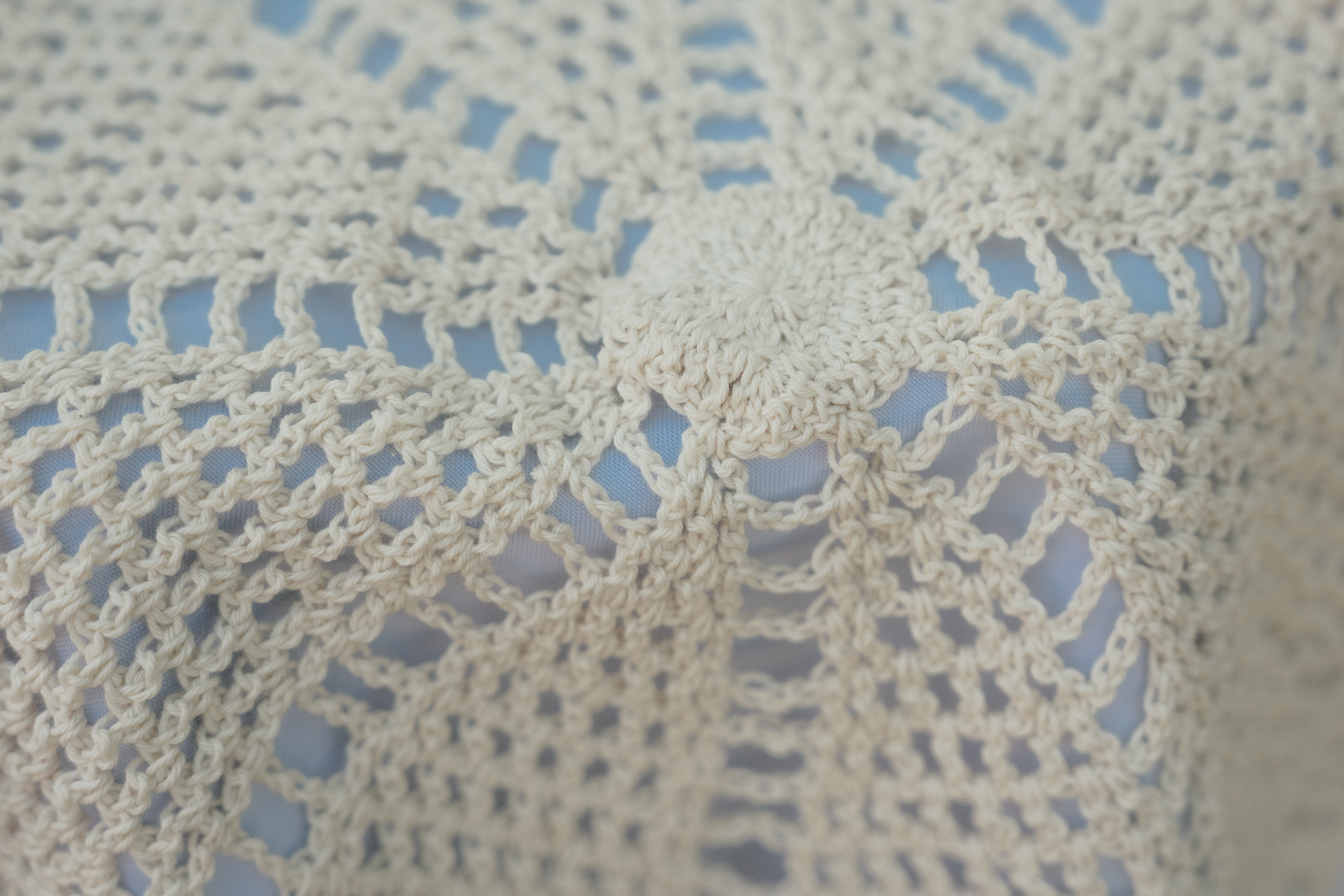 Detalle de tejido artesanal en crochet